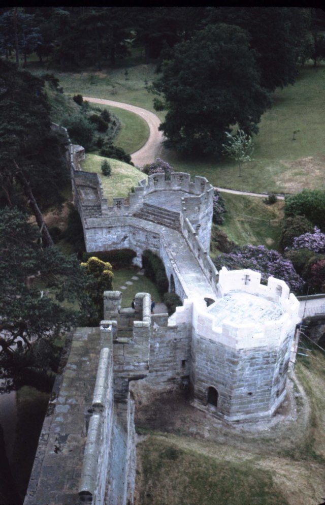 viewofwarwickcastle.jpg